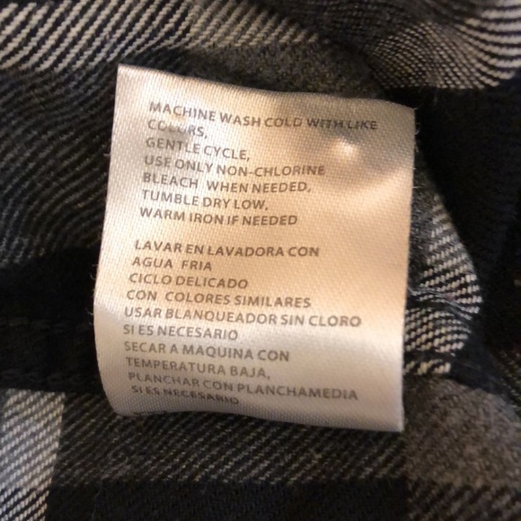 ๐ 6/$60, Weatherproof Flannel, Navy Black/White Plaid, Size Medium - Picture 4 of 6